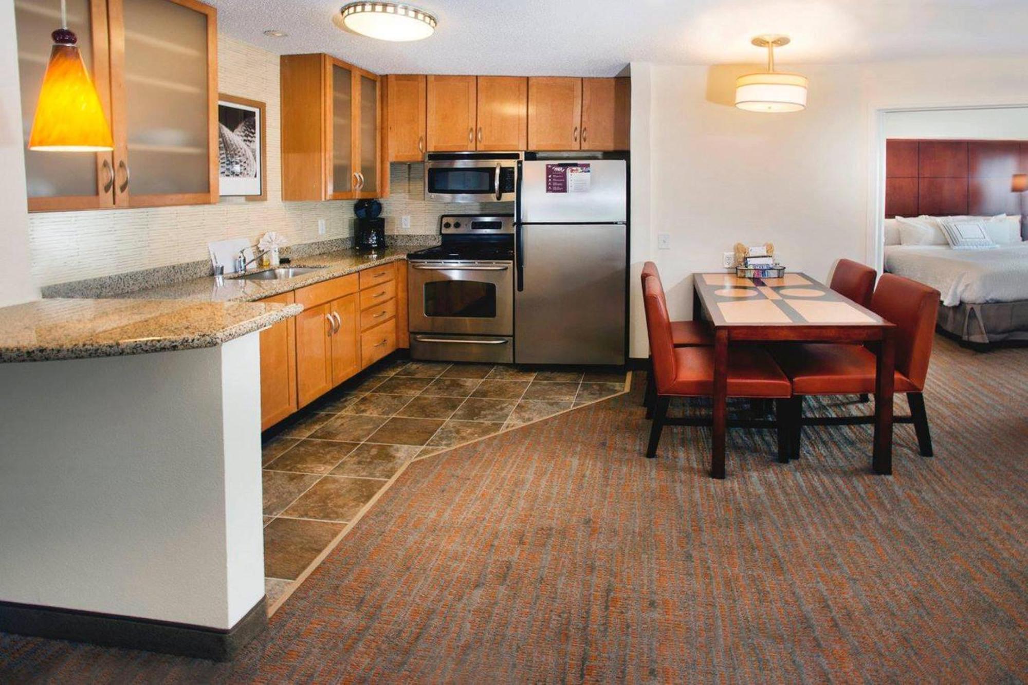Residence Inn Падака Экстерьер фото