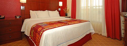 Residence Inn Падака Экстерьер фото